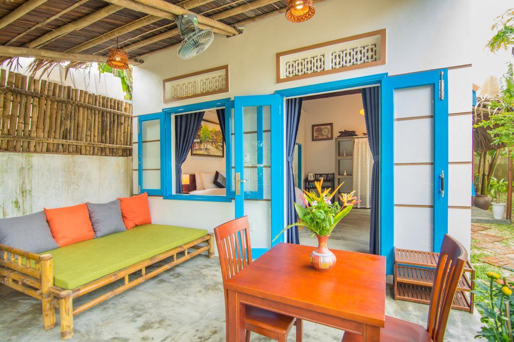 Local Beach Homestay Hội An Buitenkant foto